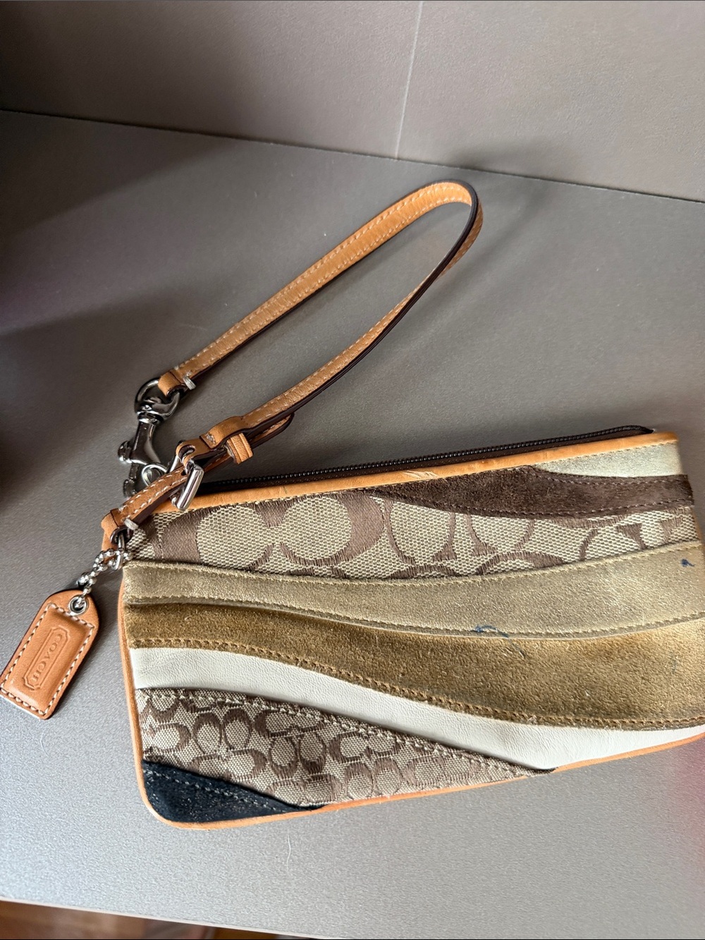 Coach Multi-Tone Brown & Cream Patchwork Wristlet as is